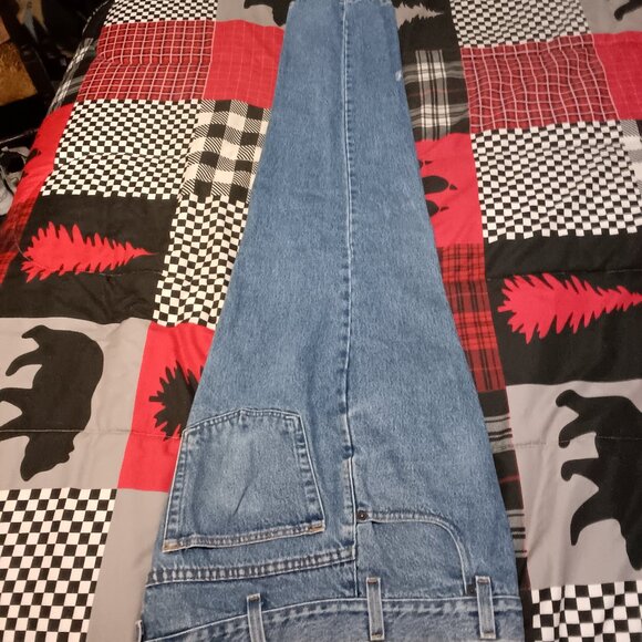 Blue jeans - Picture 2 of 2